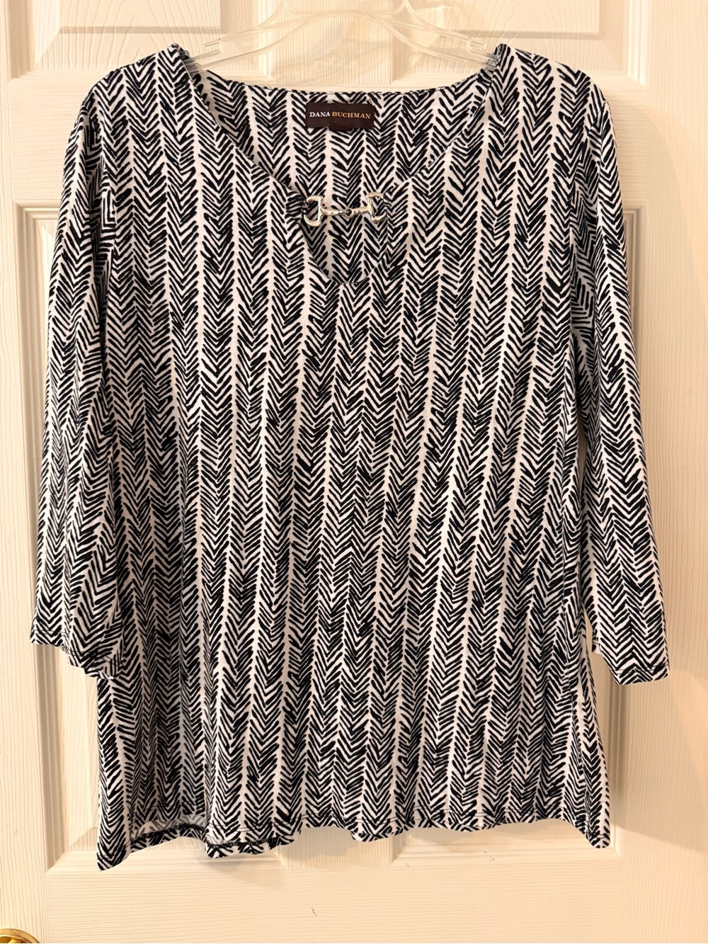 Dana Buchman Black & White Chevron-Pattern 3/4 Sleeve Top with Metal Accent
